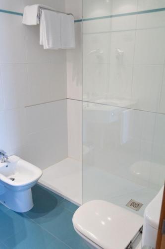 Foto del baño de Hotel Canelas