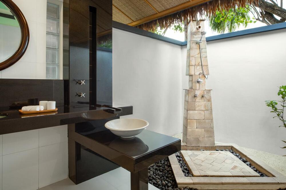 Foto del baño de Complejo Dhawa Ihuru - By Banyan Tree