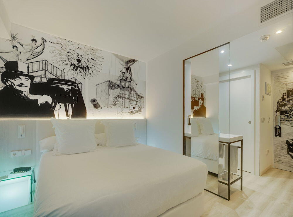 Foto de una habitación de Hotel Dormirdcine Alicante