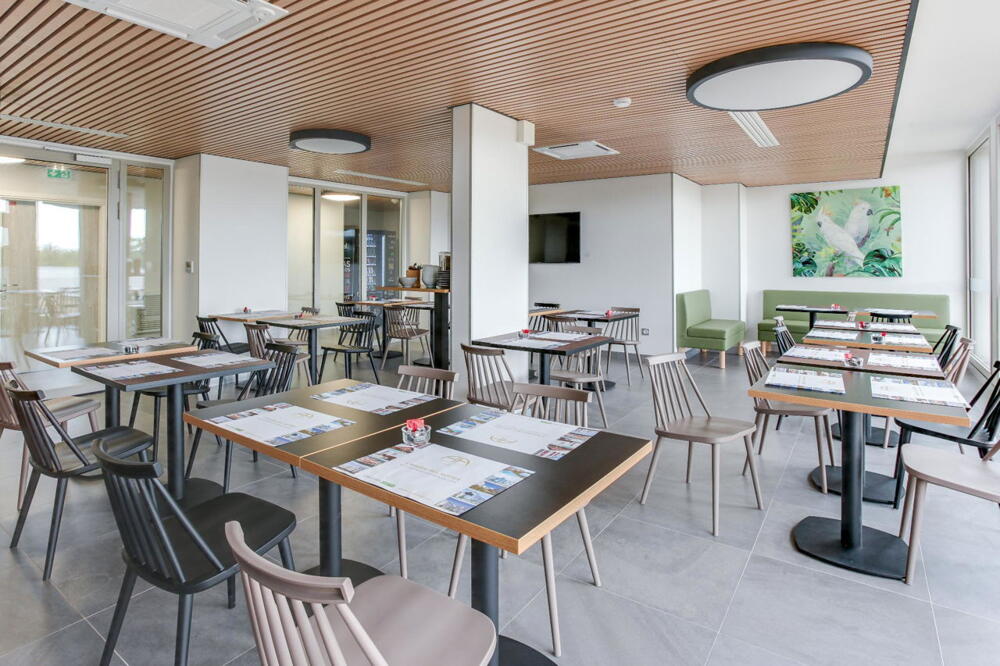 Foto de restauración de Aparthotel All Suites Massy Palaiseau