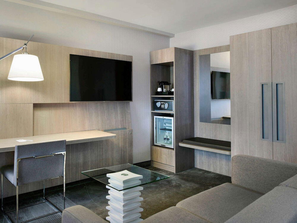 Foto de una habitación de Hotel DoubleTree by Hilton Ottawa Downtown