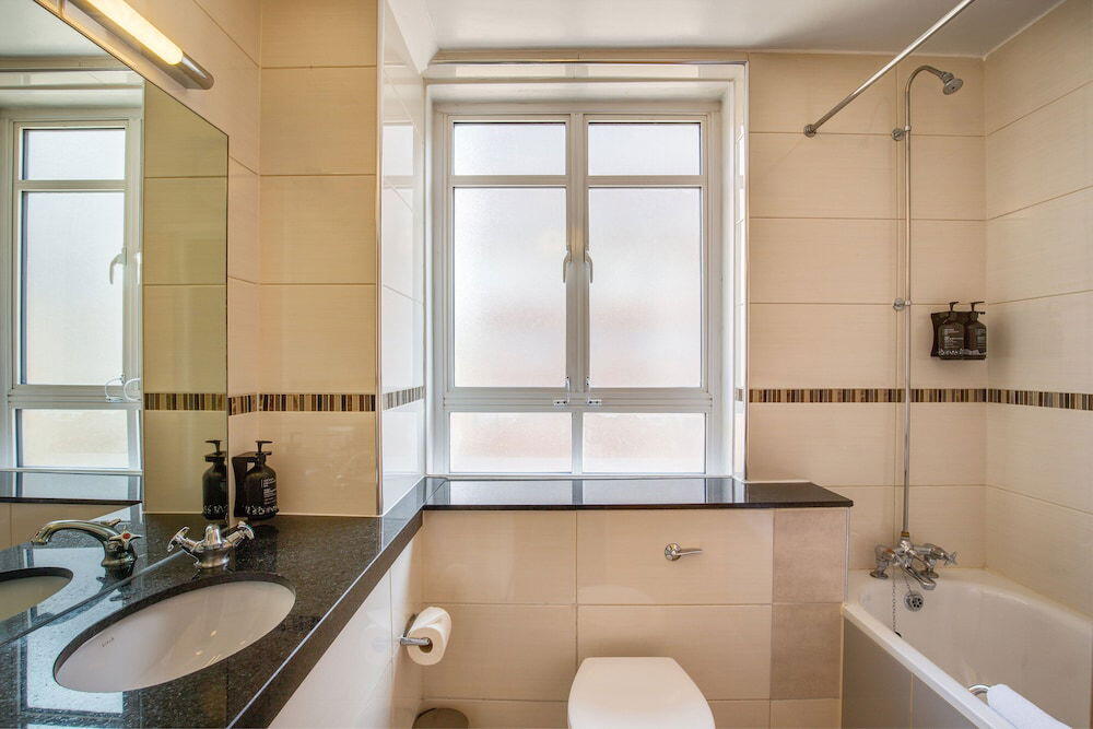 Foto del baño de Tavistock Hotel