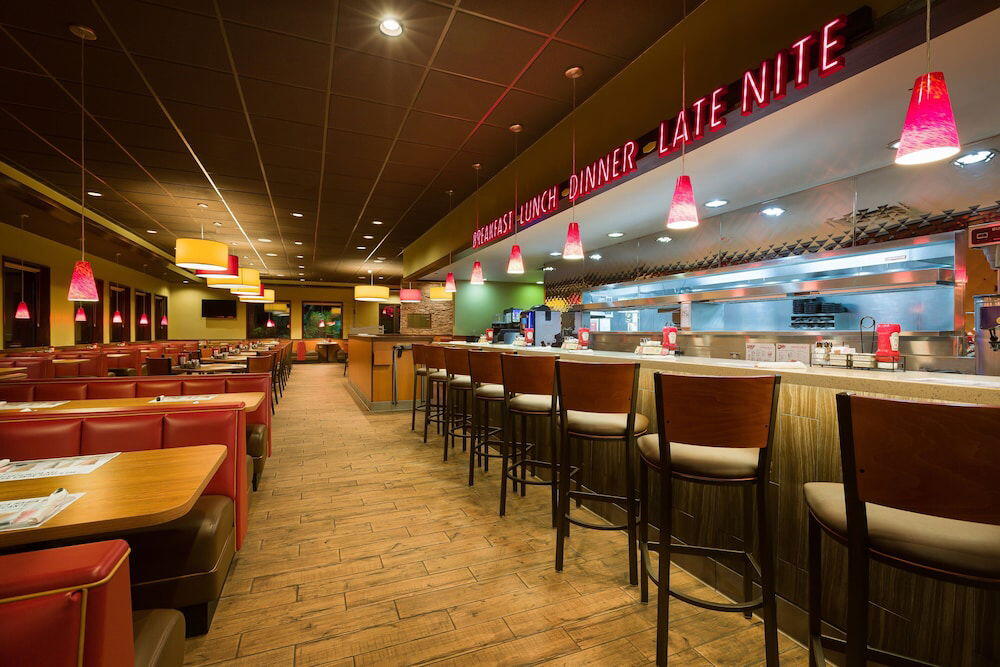 Foto de restauración de Holiday Inn Express San Jose Airport, an IHG Hotel