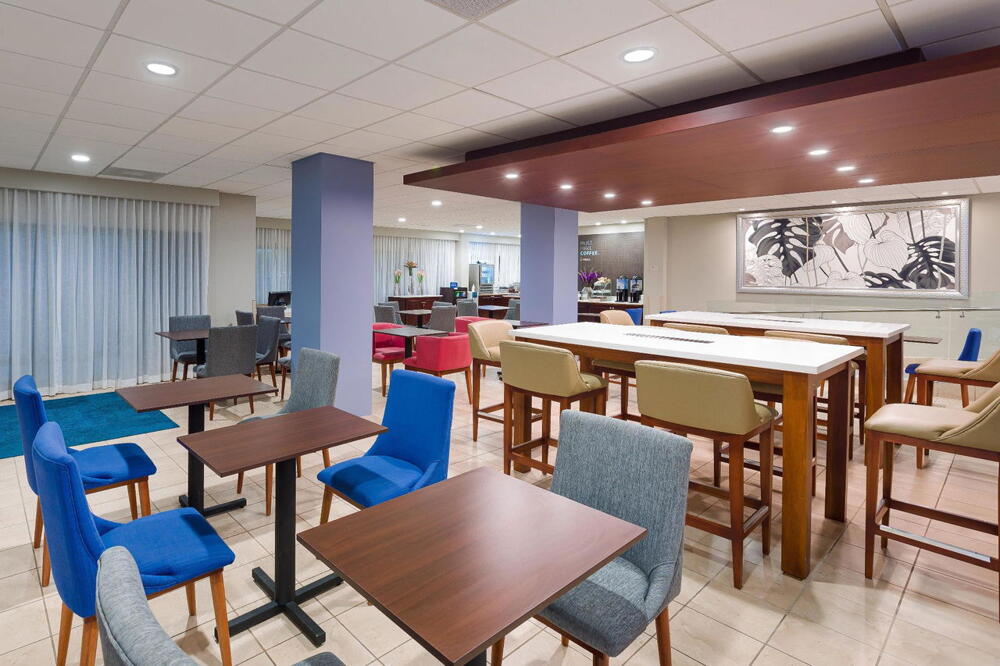 Foto general de Holiday Inn Express San Jose Airport, an IHG Hotel