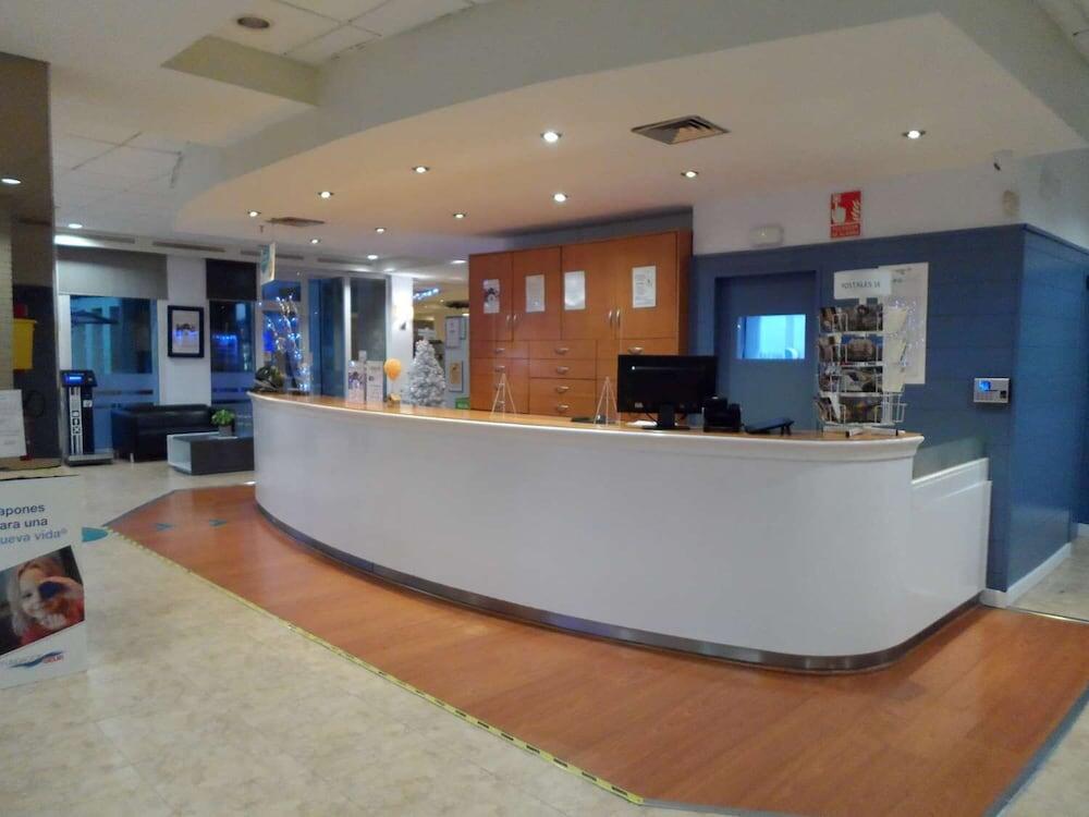 Foto de las zonas nobles de Hotel Travelodge Barcelona del Vallés