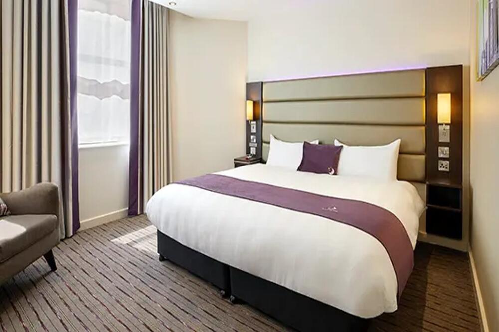 Photo – Premier Inn Derby West hotel