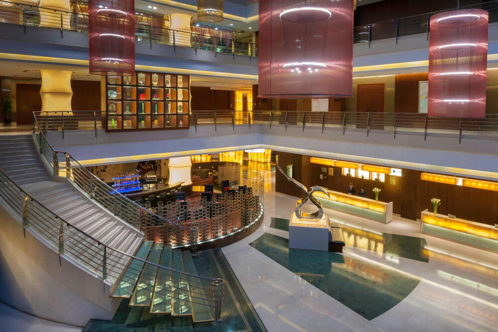 Foto general de Hotel Crowne Plaza Shenzhen Futian, Near to Shenzhen Convention&amp;amp;Exhibition Centre, Shenzhen Stock Exchange and Shenzhen Civic Center, Outdoor Heated Pool