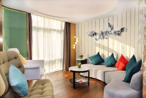 Foto de los servicios de Jianguo Hotel Guangzhou