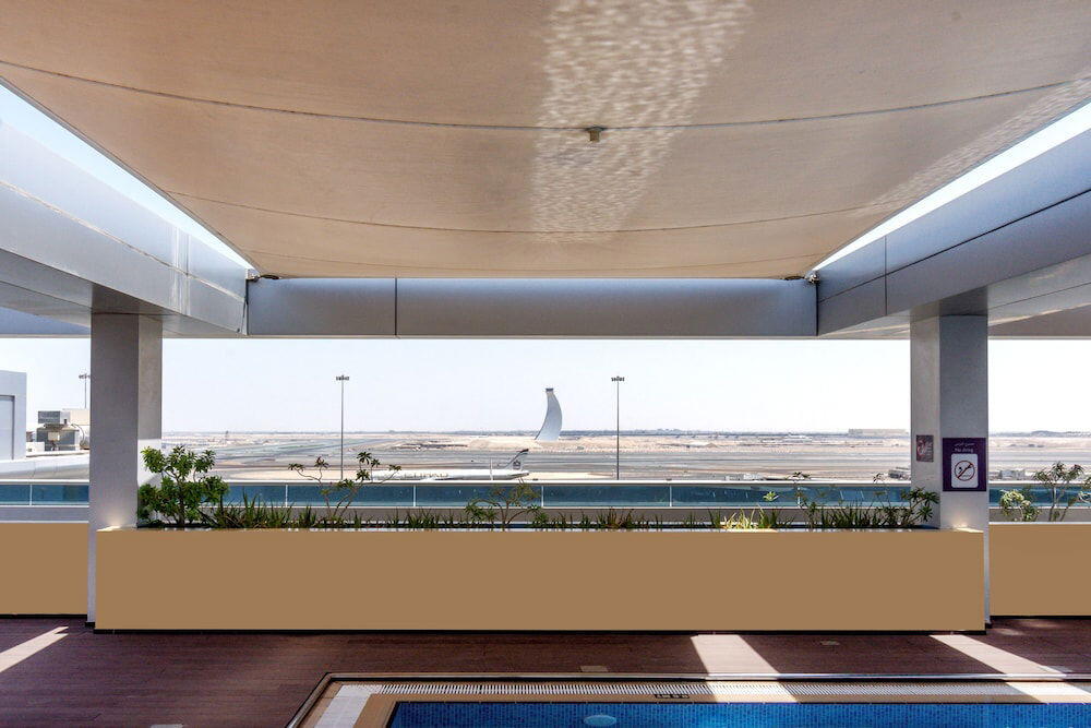 Foto del exterior de Hotel Premier Inn Abu Dhabi Airport Business Park