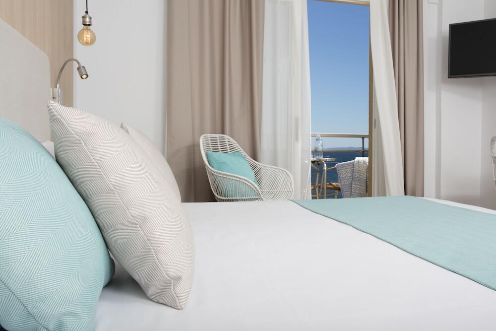 Foto de una habitación de Hotel Monterrey Roses by Pierre &amp;amp; Vacances