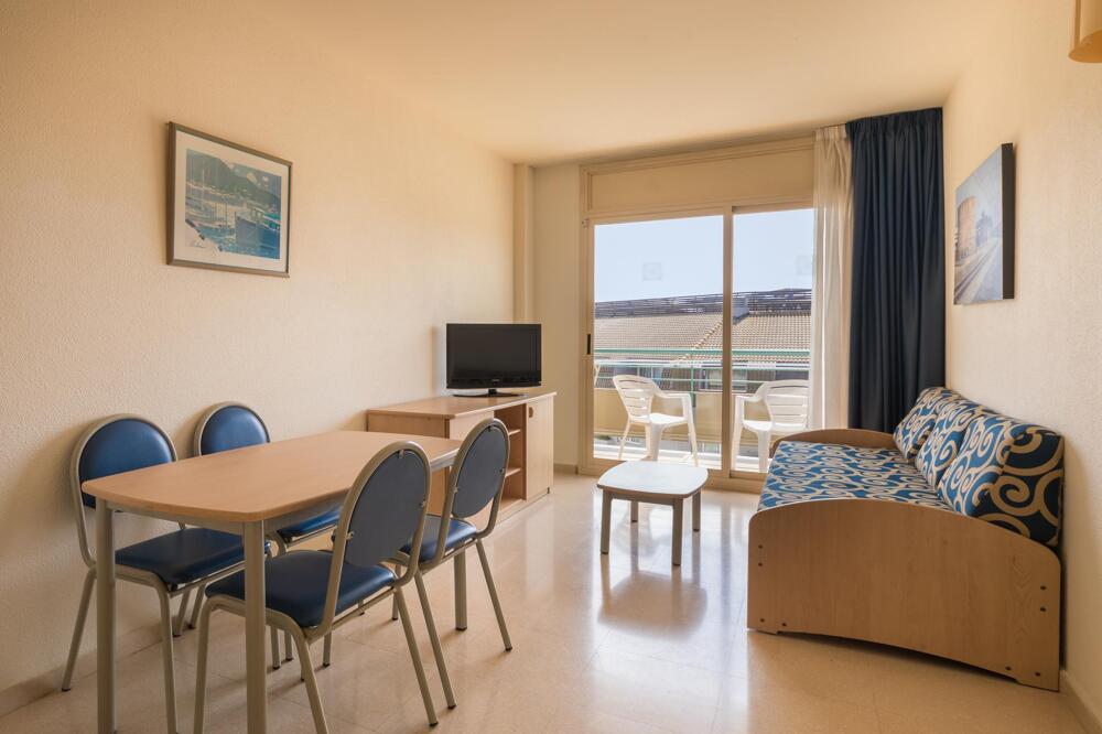 Room – Hotel htop Royal Sun Suites