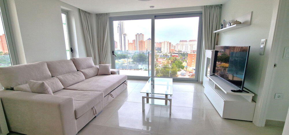 Foto de una habitación de Apartamentos Oasis de la Cala
