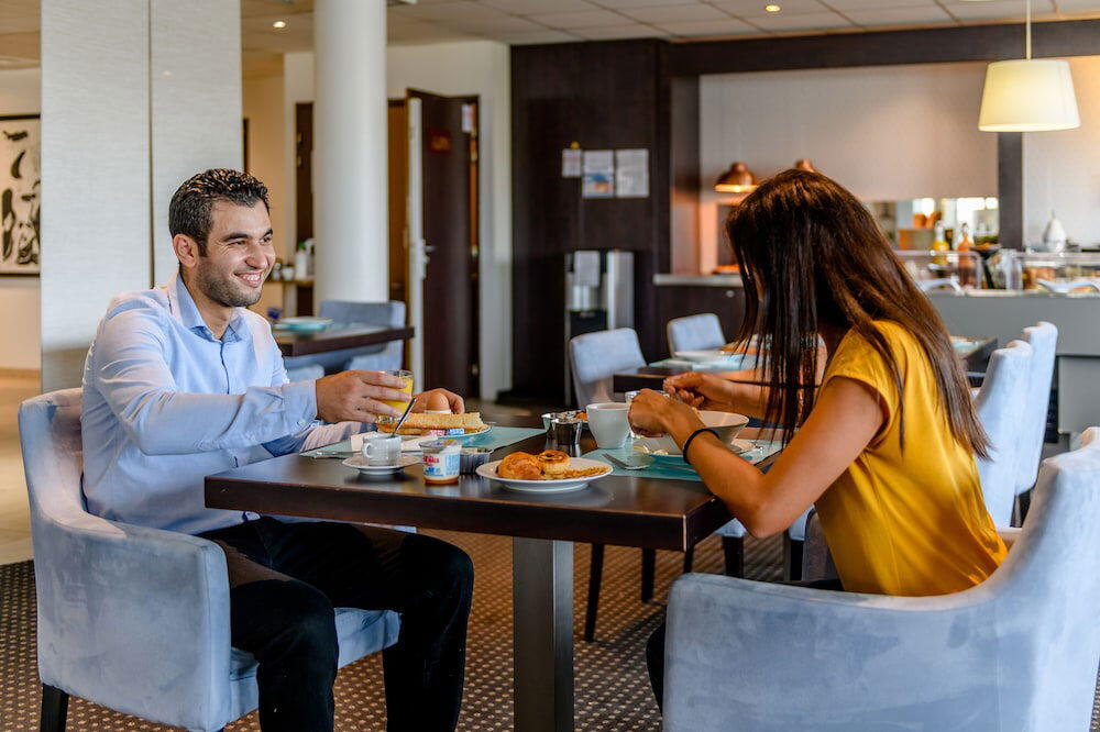 Foto de restauración de Comfort Aparthotel Bordeaux Begles Arena