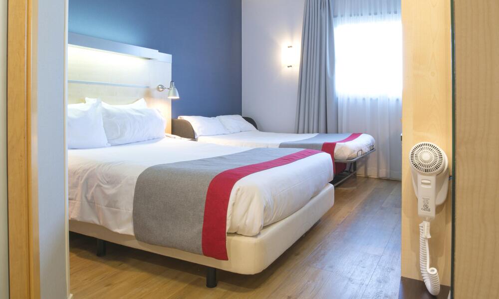 Foto de una habitación de Holiday Inn Express Molins de Rei, an IHG Hotel