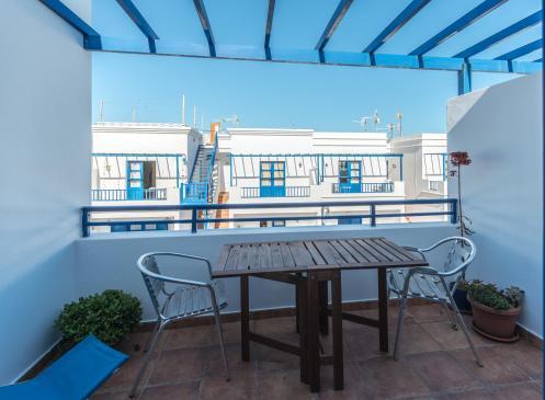 Foto de una habitación de Casas y chalets Modern beach house in Famara