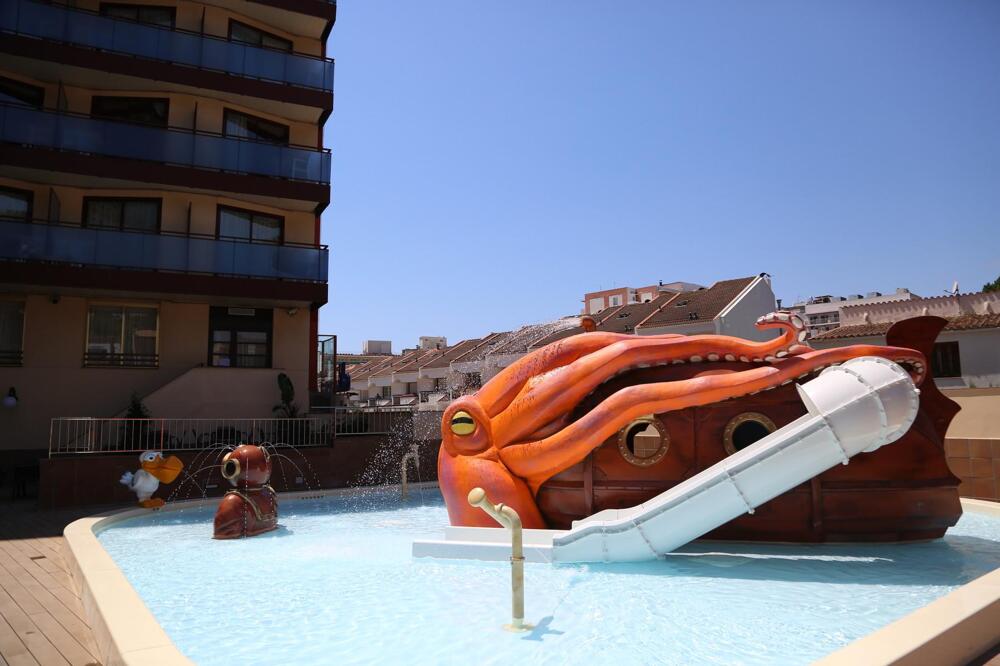 Foto general de Hotel htop Calella Palace &amp;amp; SPA 4Sup #htopFun