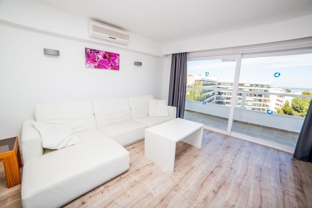 Foto de una habitación de Apartamentos Pierre&amp;amp;Vacances Mallorca Portofino