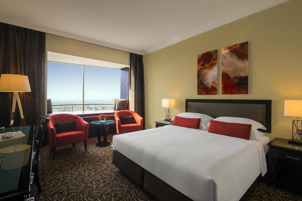 Foto de una habitación de Hotel Towers Rotana - Dubai