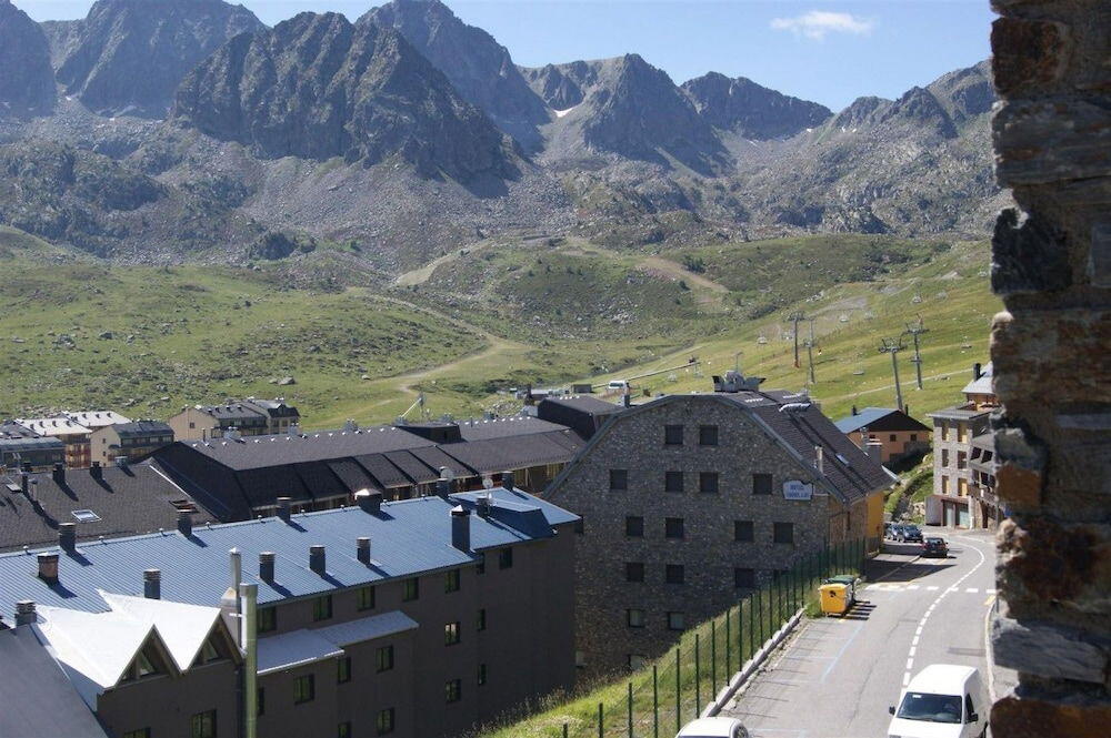 Foto del entorno de Apartamentos Borruscall