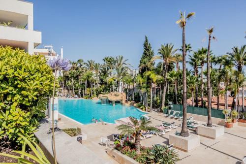 Foto de los servicios de Apartamentos Guadalpin Suites