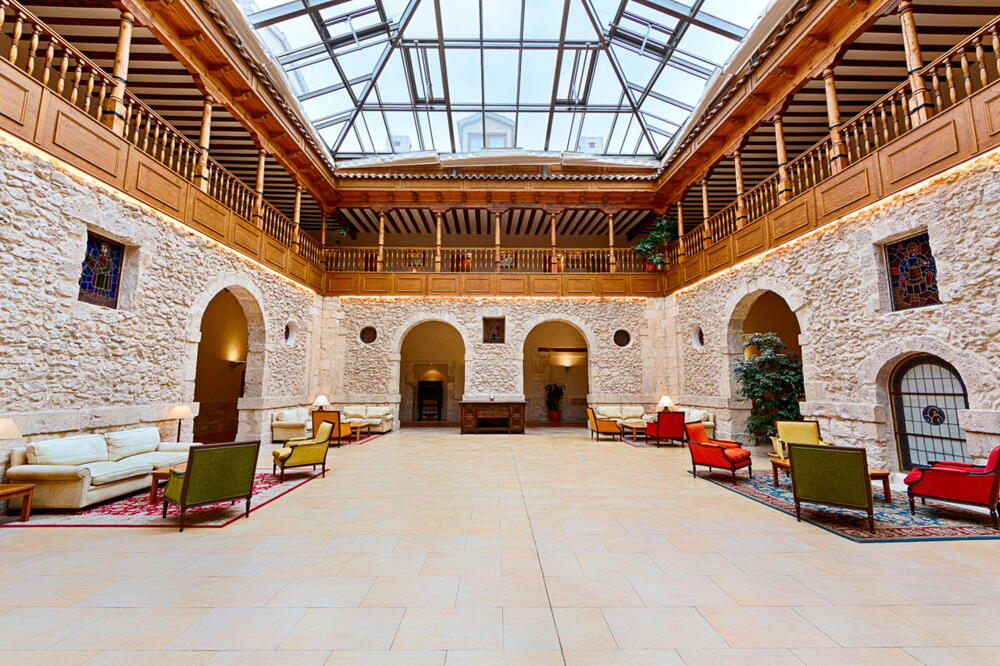 Foto general de AZZ Peñafiel Las Claras Hotel &amp;amp; Spa