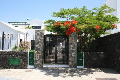 Foto del exterior de Apartamentos las Acacias