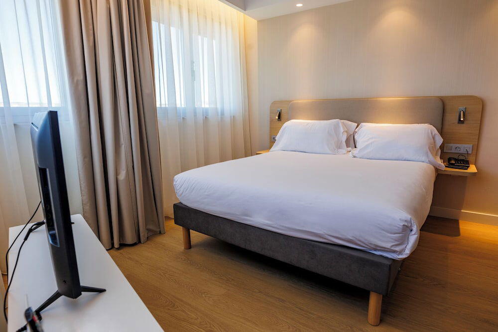 Foto de una habitación de Holiday Inn Express Logroño Rioja, an IHG Hotel