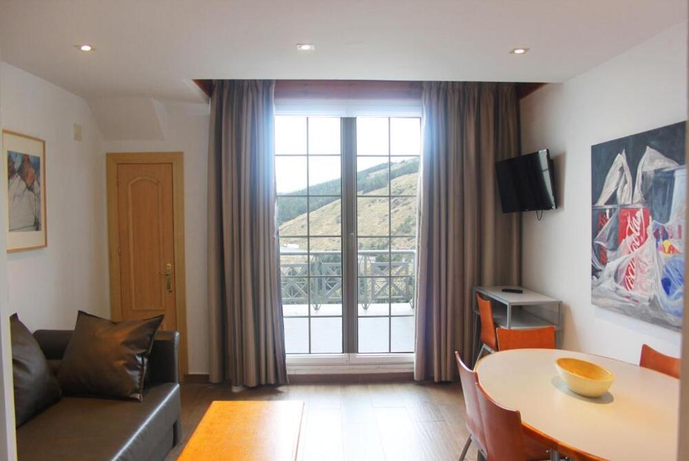 Foto de una habitación de Apartamentos Sabica Nevada Plaza