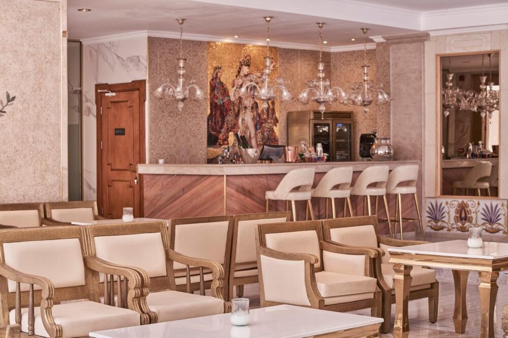 Foto de las zonas nobles de Hotel Mythos Palace Resort