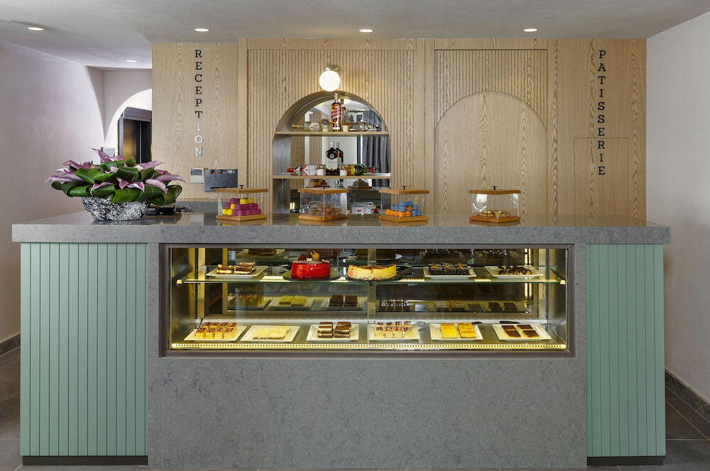 Foto de restauración de Sherwood Premio Hotel