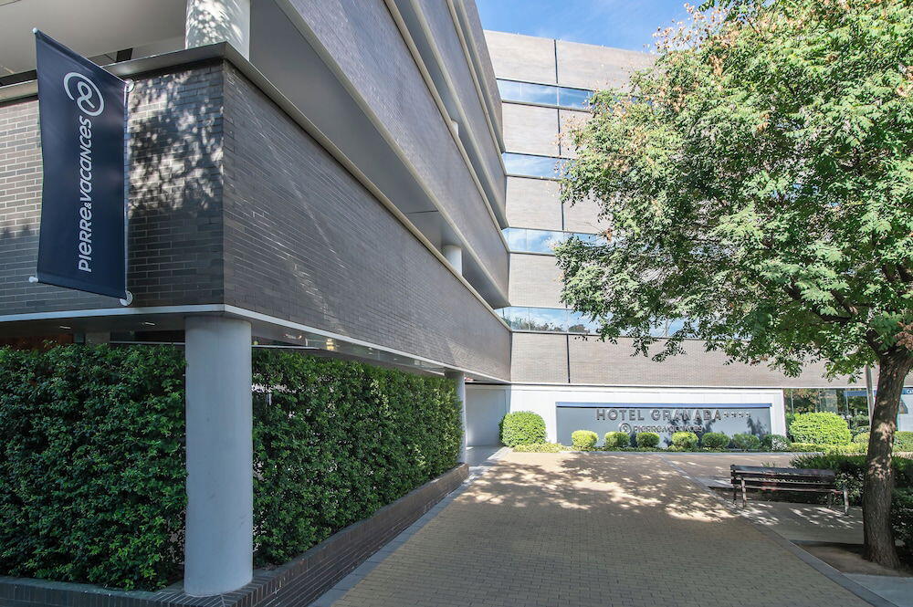 Foto del exterior de Hotel Granada by Pierre &amp;amp; Vacances