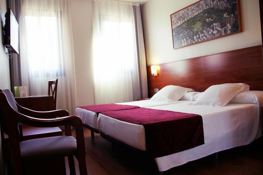 Foto de una habitación de Hotel Reus Park