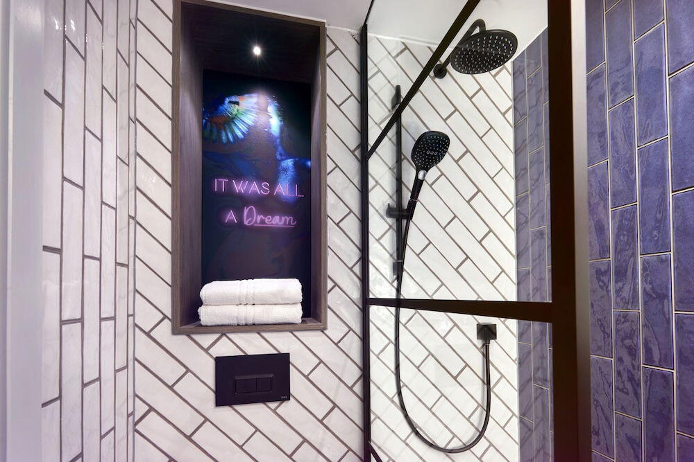 Foto del baño de NYX Hotel London Holborn by Leonardo Hotels