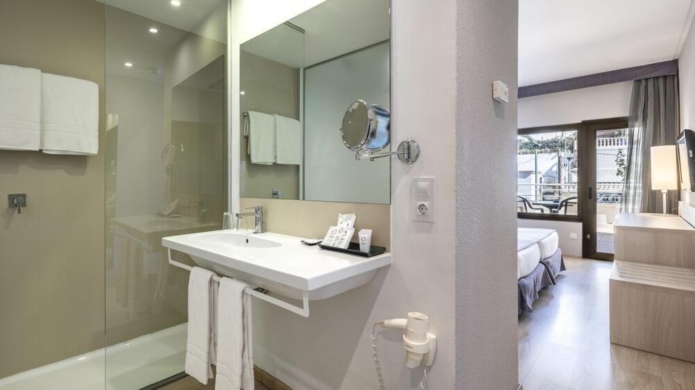 Foto del baño de Hotel Be Live Adults Only Marivent