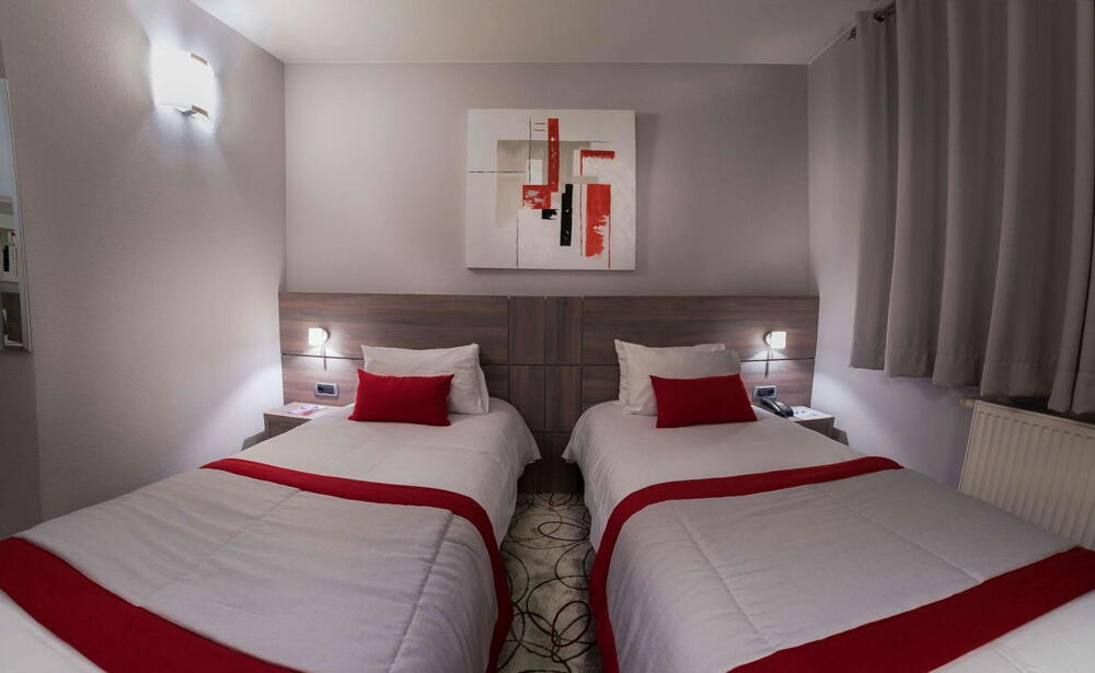 Foto general de Hotel Ibis Styles Charleroi Airport Aero 44