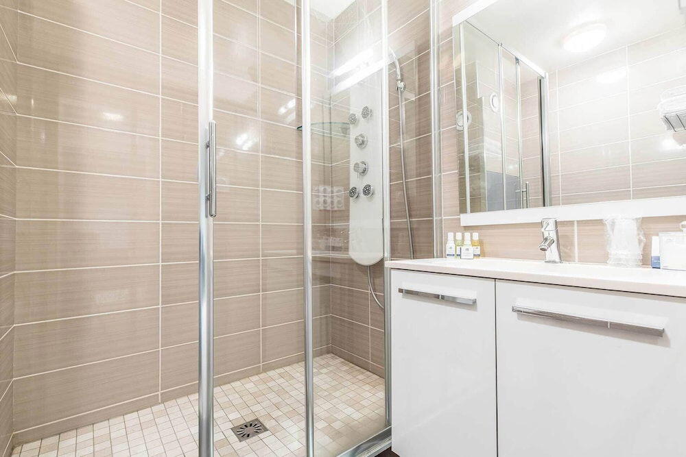 Foto del baño de Madame Vacances Hôtel &amp;amp; Spa Le Mottaret