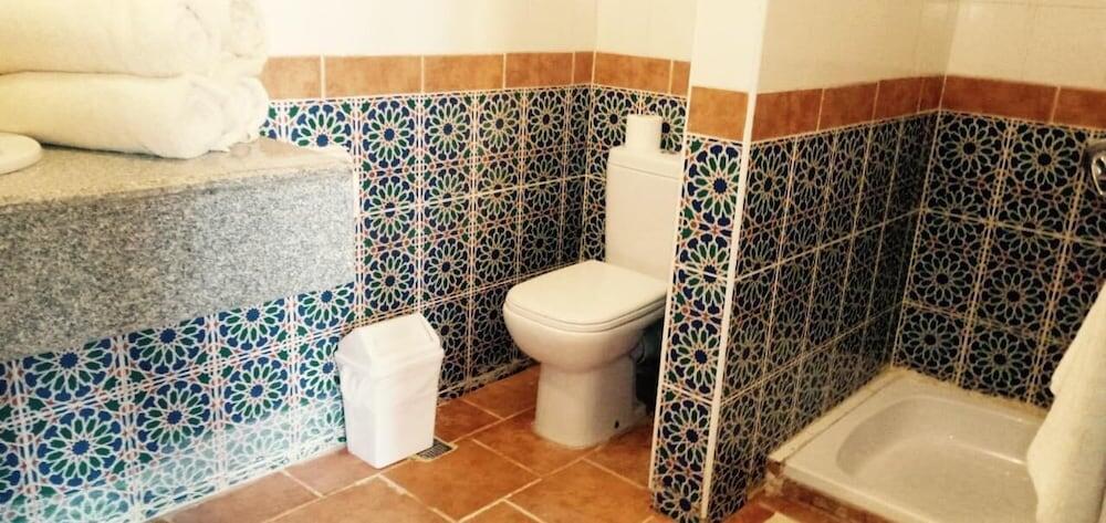 Foto del baño de Hotel Protels Crystal Beach Resort