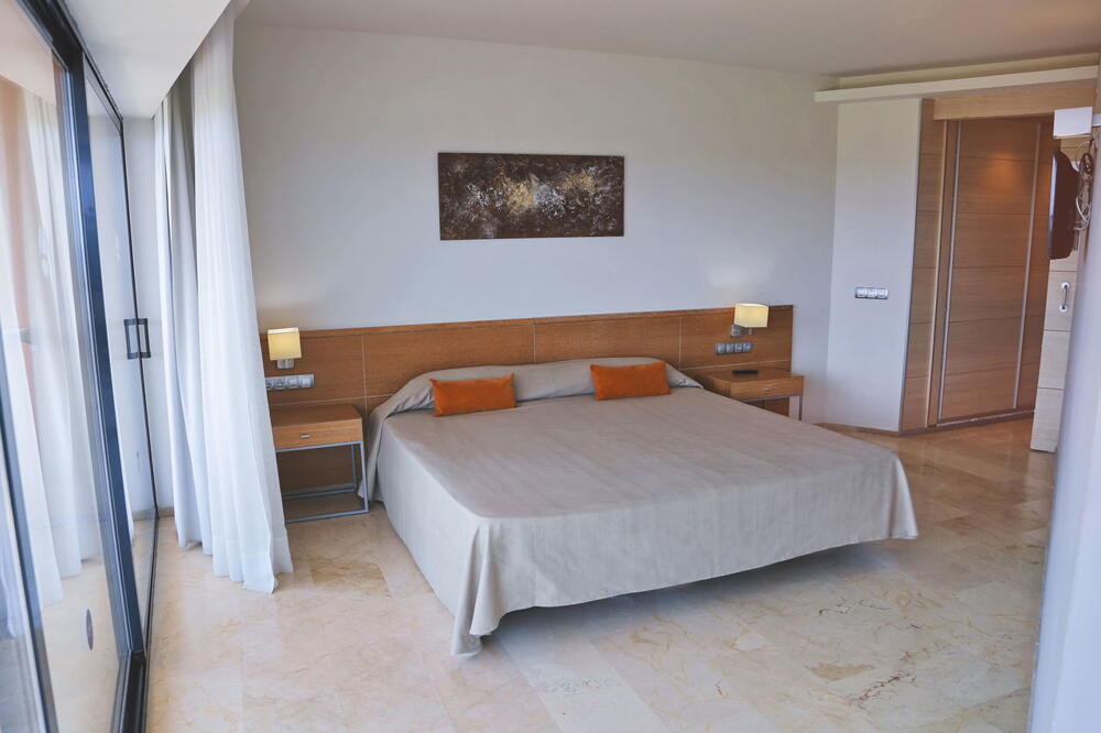 Foto de una habitación de Hotel Ohtels Les Oliveres