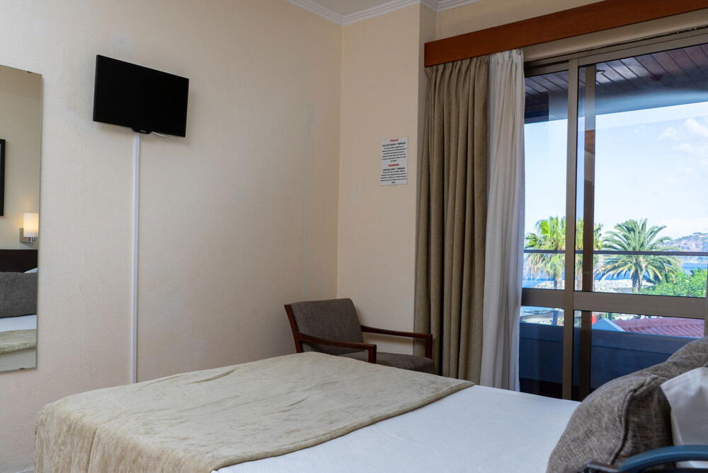 Foto general de Flag Hotel Madeira - Ribeira Brava