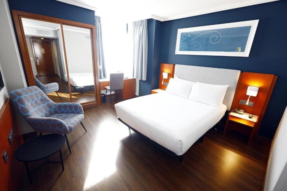 Foto de una habitación de Hotel Travelodge Madrid Coslada Aeropuerto