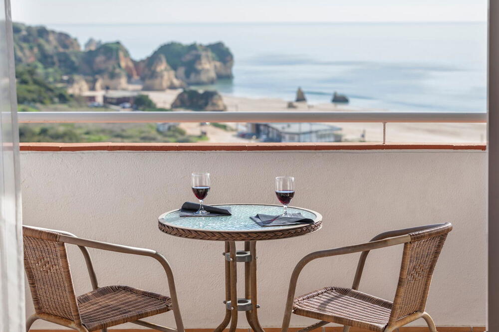 Foto de las zonas nobles de Apartamentos Pestana Alvor Atlantico Residences Beach Suites