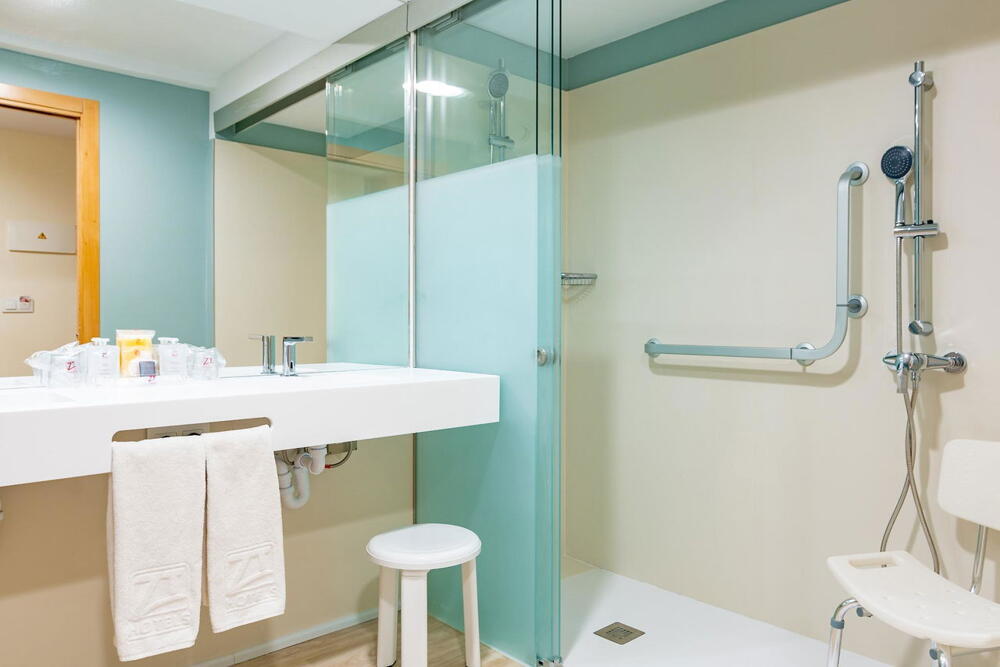 Foto general de Hotel &amp;amp; Spa Peñíscola Plaza Suites