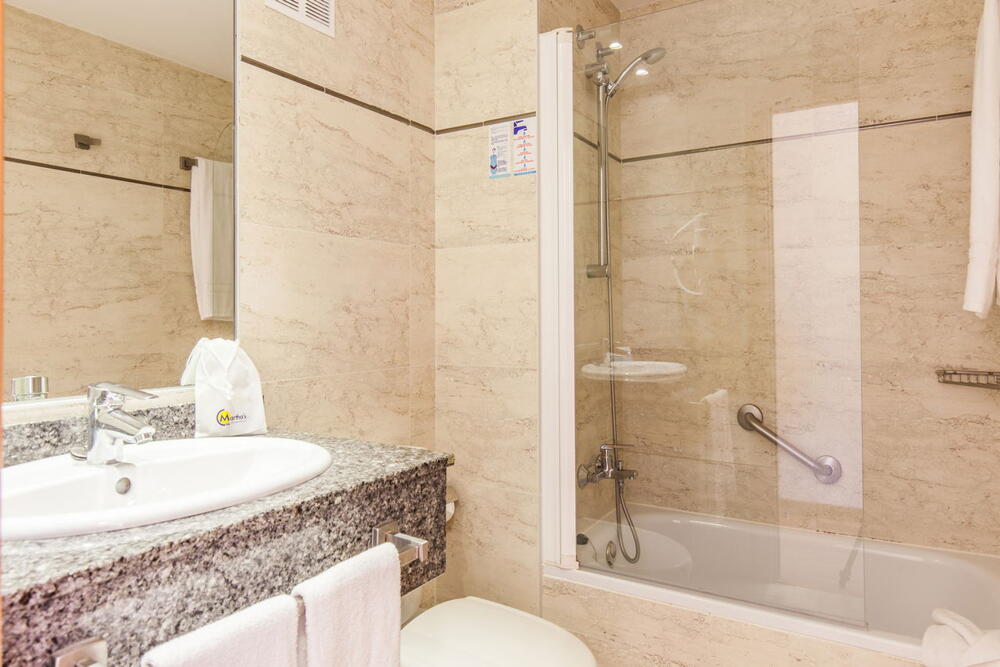 Foto del baño de Aparthotel BLUESEA Club Martha&amp;#039;s