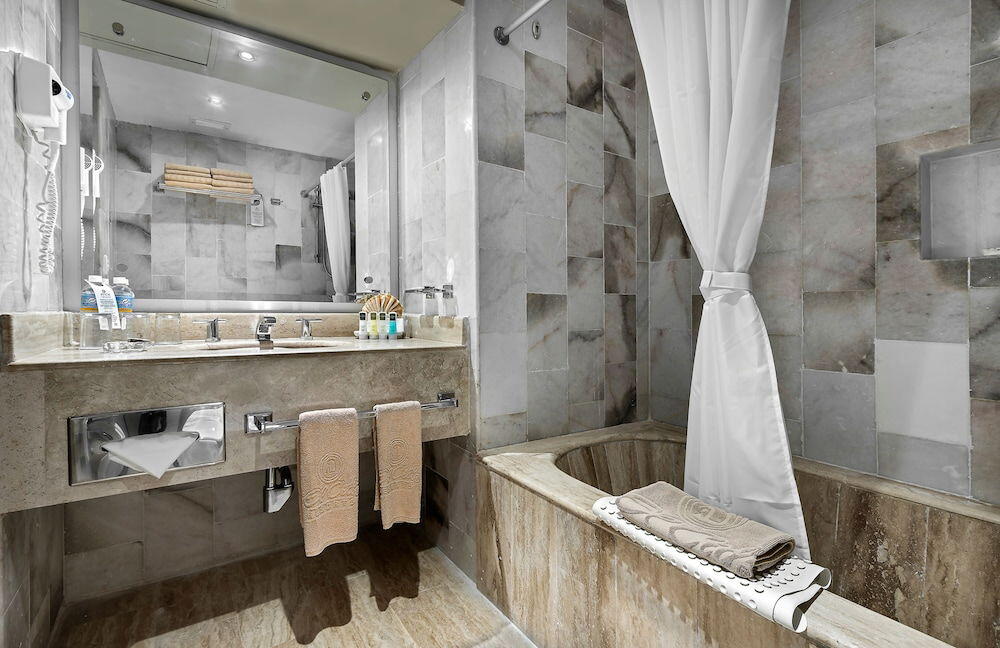 Foto del baño de El Cid El Moro Beach Hotel