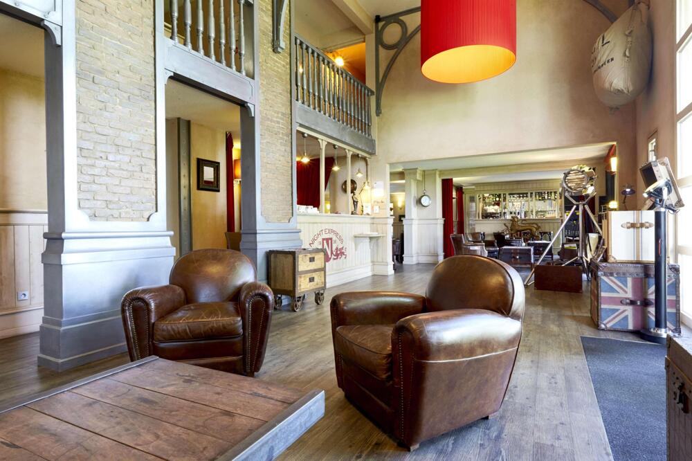 Foto de las zonas nobles de Brit Hotel Essentiel Cholet