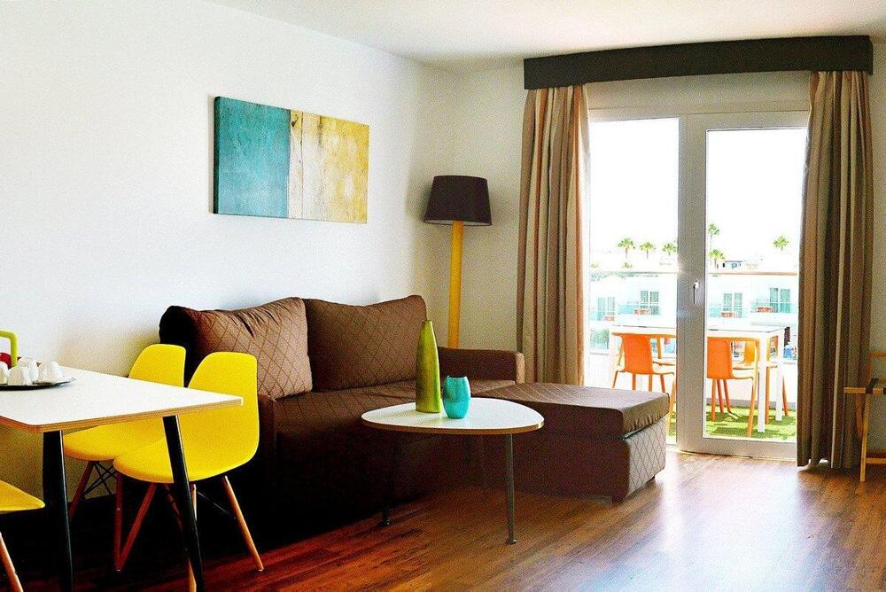Foto general de Aparthotel PLAZA PALMERAS