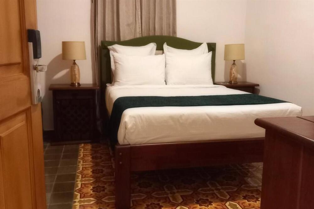 Photo – Gran Hotel Europa Santo Domingo, Trademark by Wyndham