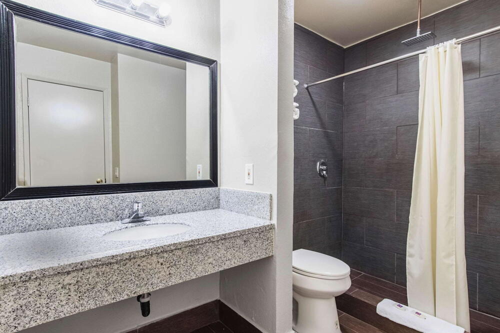 Motel 6 Orange, CA - Anaheim, Placentia - Reserving
