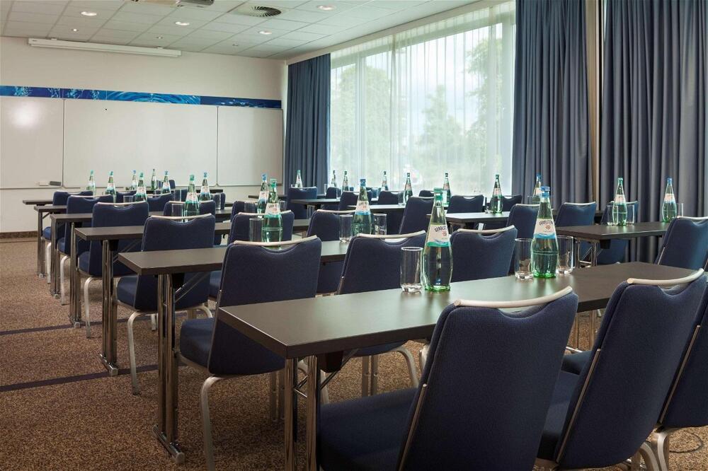 Tagungspauschalen Park Inn Frankfurt Airport www.centraldereservas.com
