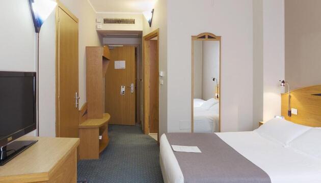 Foto de City Hotel &amp; Suites